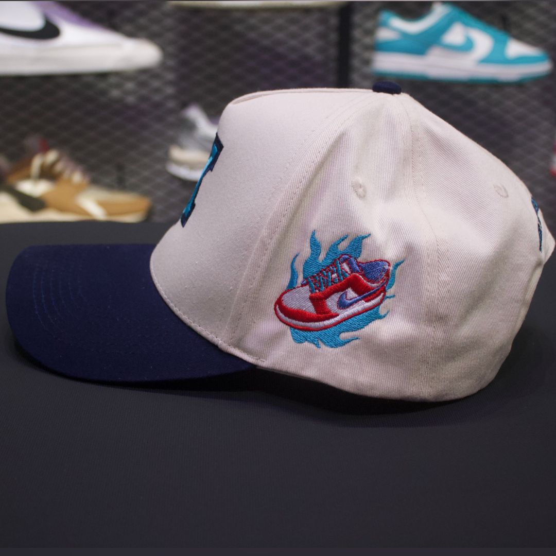Trusted Dealer Cap (Azul Marino)