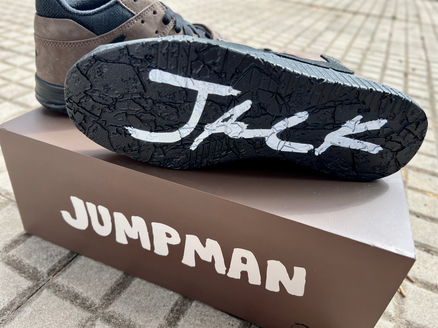 Jordan Jumpman Jack T-Rexx x Travis Scott "Dark Mocha"