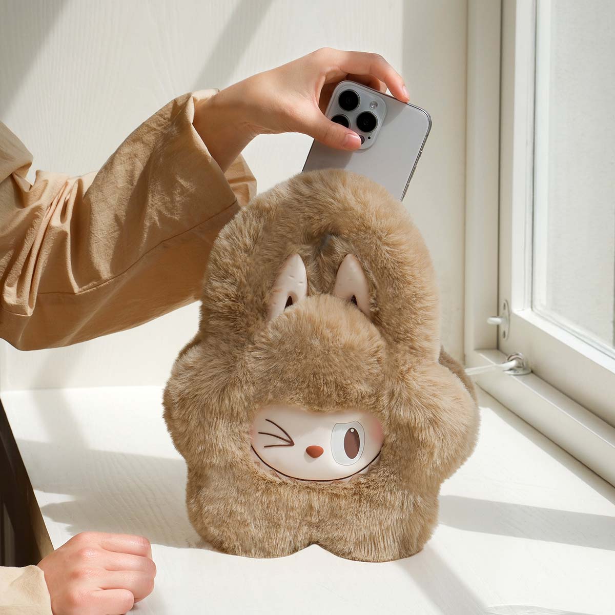 Labubu The Monsters "Plush Flower Bag"