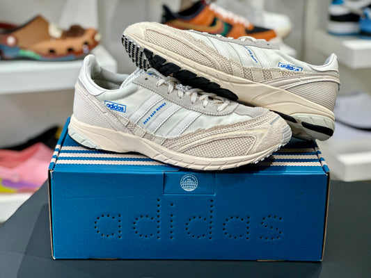 Adizero SL72 x Bad Bunny "Comfort"