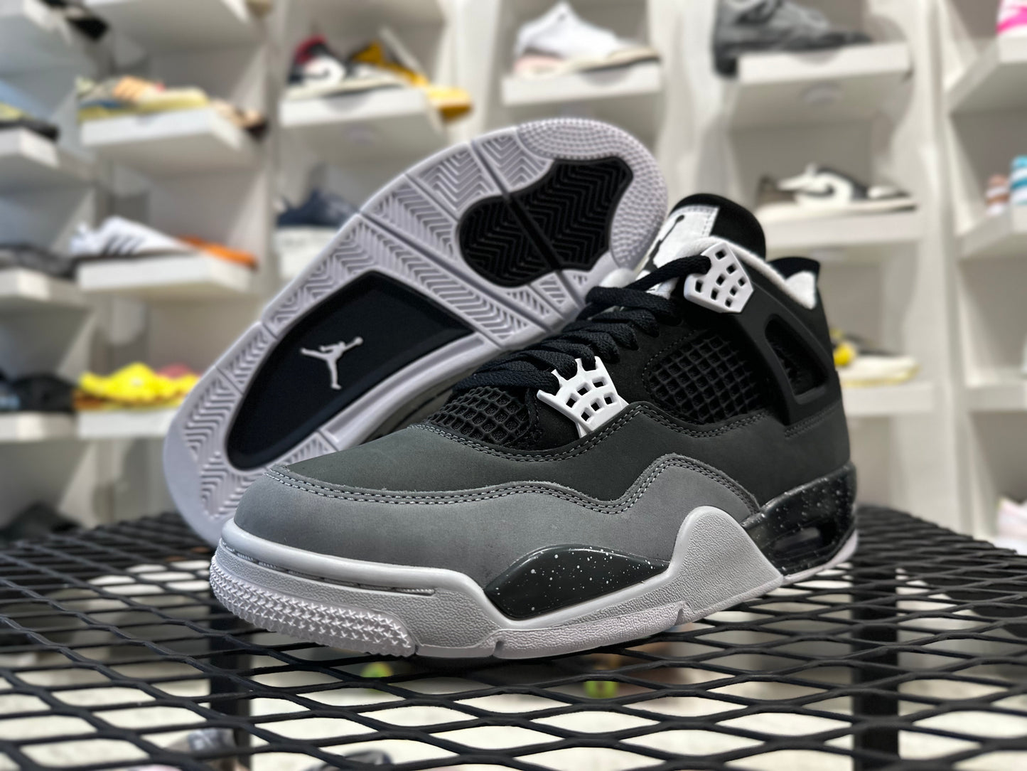 Air Jordan 4 Retro "Fear" (2024)