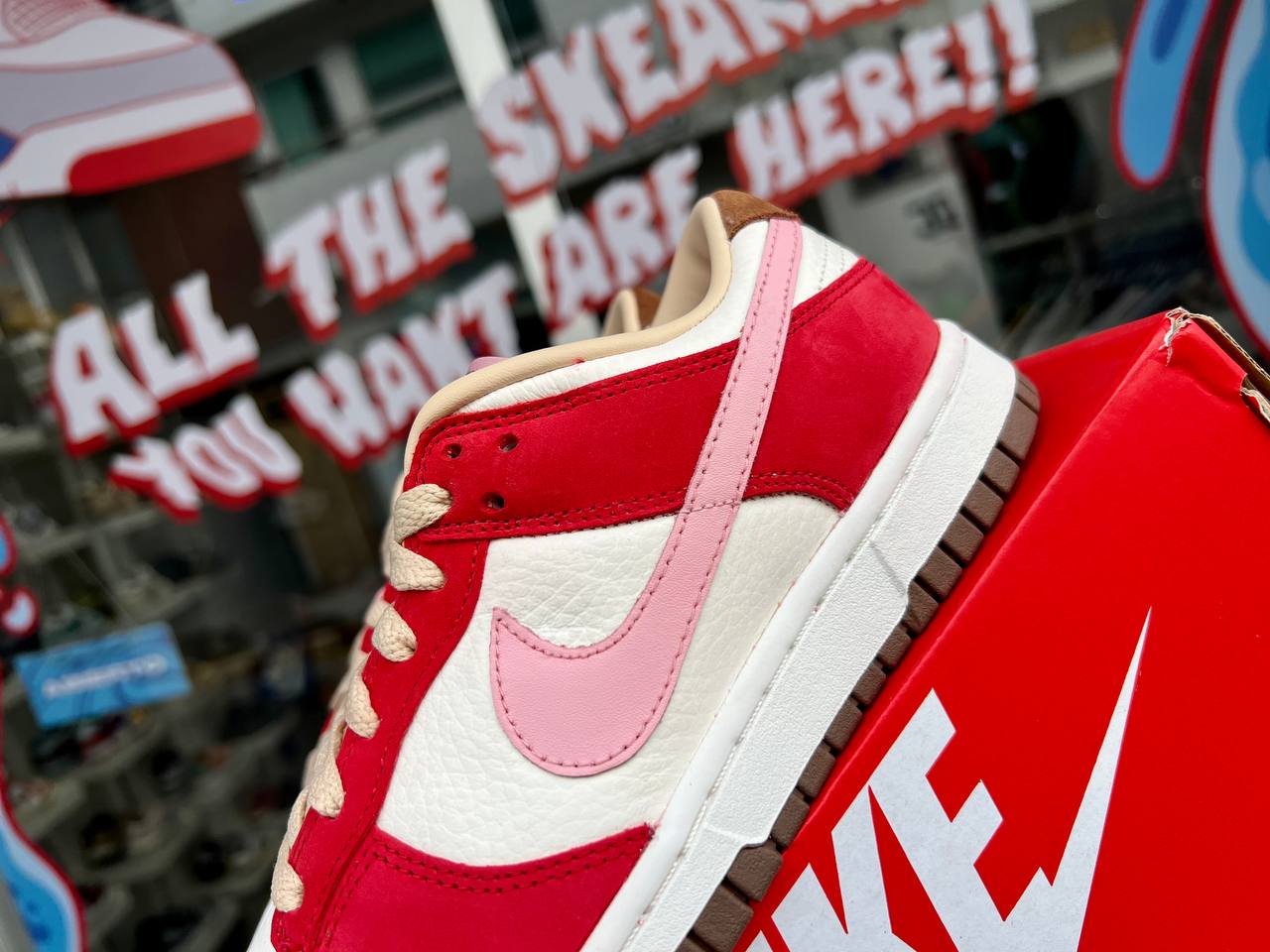 Dunk Low Premium (W) "Bacon"