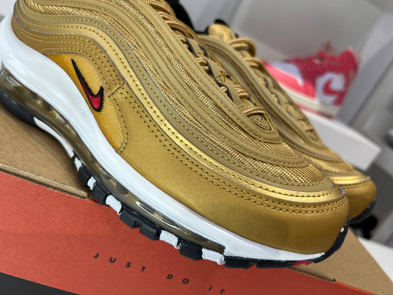 Gold air max 97 hotsell