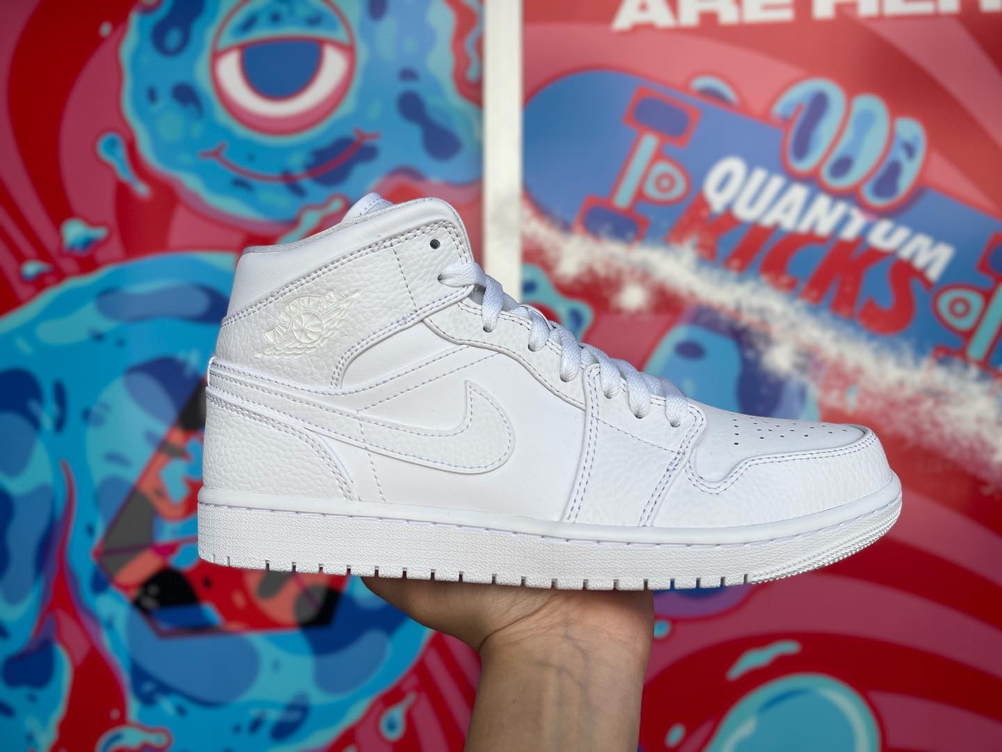 Air Jordan 1 Mid "Triple White"