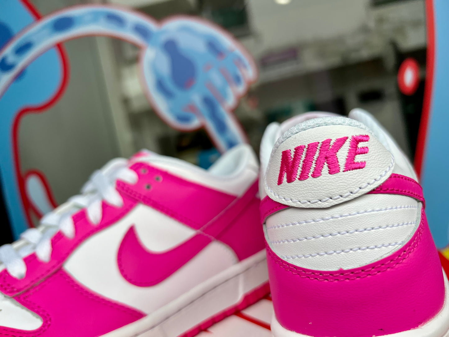 Dunk Low "Laser Fuchsia"