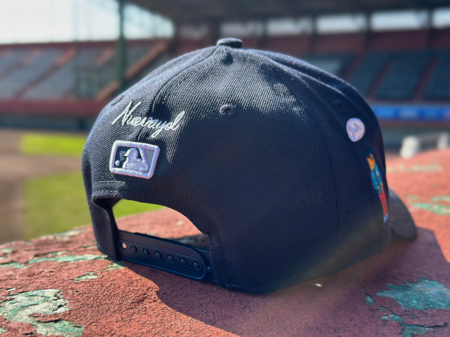 New Era x Bad Bunny "NY Yankees" 9Forty Adjustable