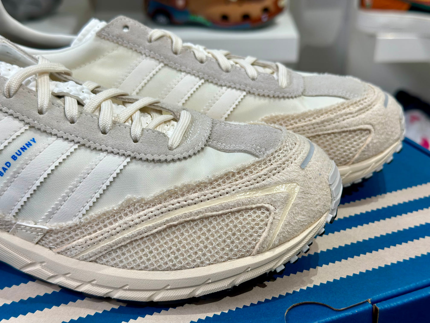 Adizero SL72 x Bad Bunny "Comfort"