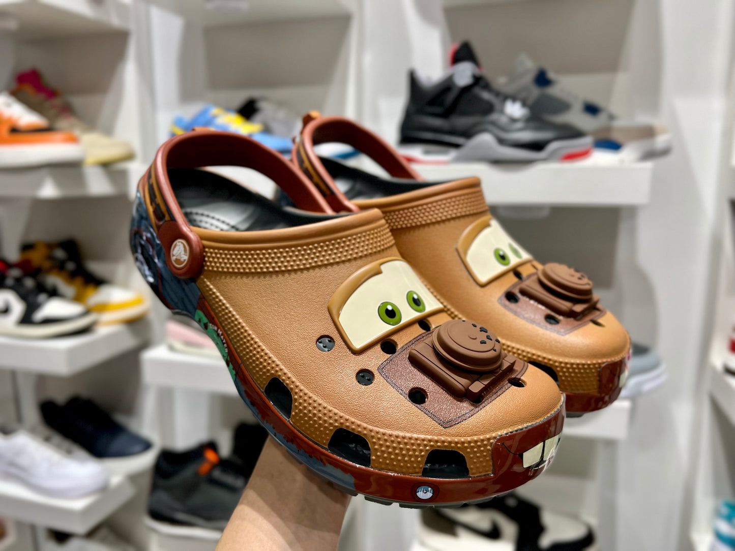 Crocs Classic Clog x Cars "Tow Mater" (Mate)