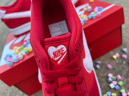 Dunk Low "Valentines Day" (2024)