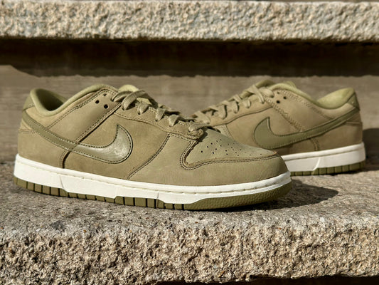 Nike Dunk Low "Neutral Olive" (W)