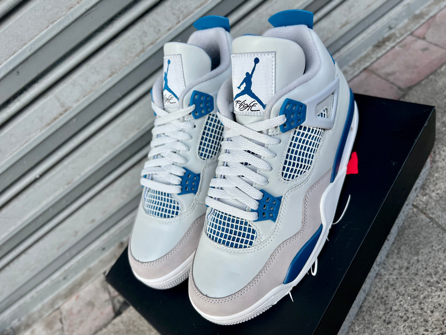 Air Jordan 4 Retro "Military Blue" (2024)