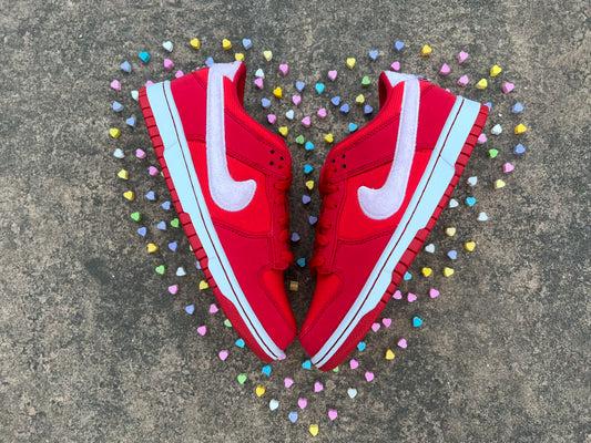 Dunk Low "Valentines Day" (2024)