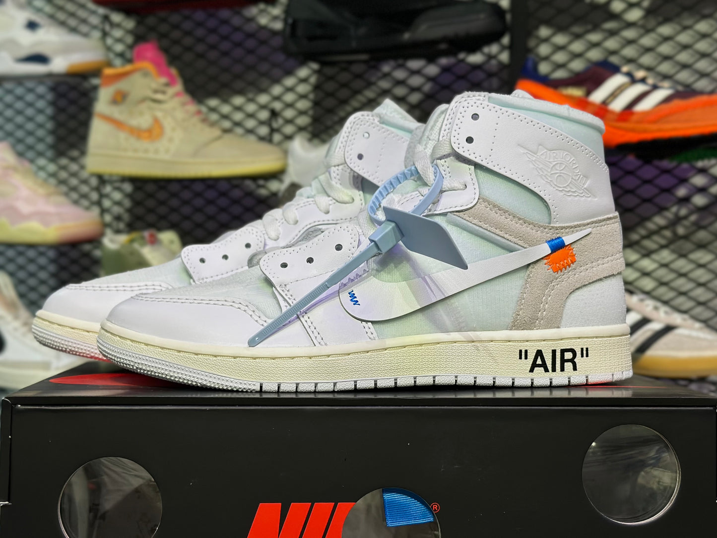 Nike Air Jordan 1 High OG x V.A.A. (Virgil Abloh Archive) "Alaska"