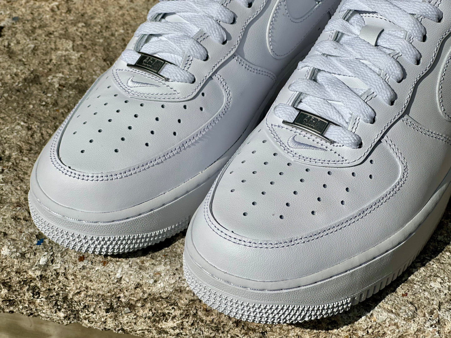 Supreme x Nike Air Force 1 Low "Triple White"