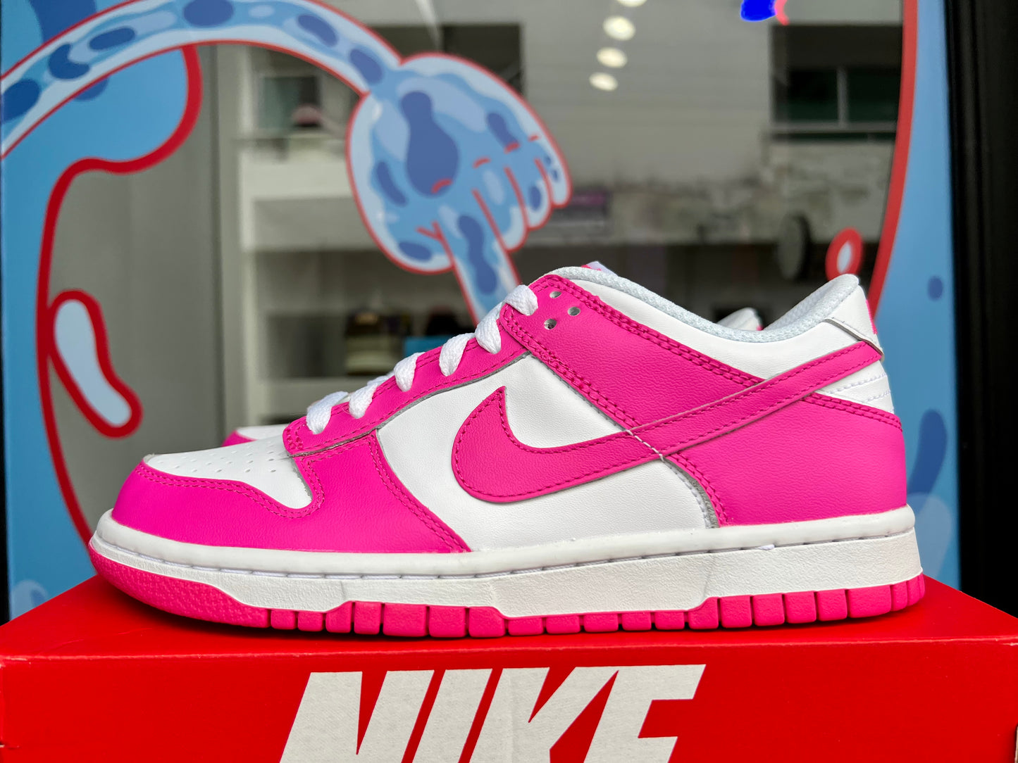 Dunk Low "Laser Fuchsia"