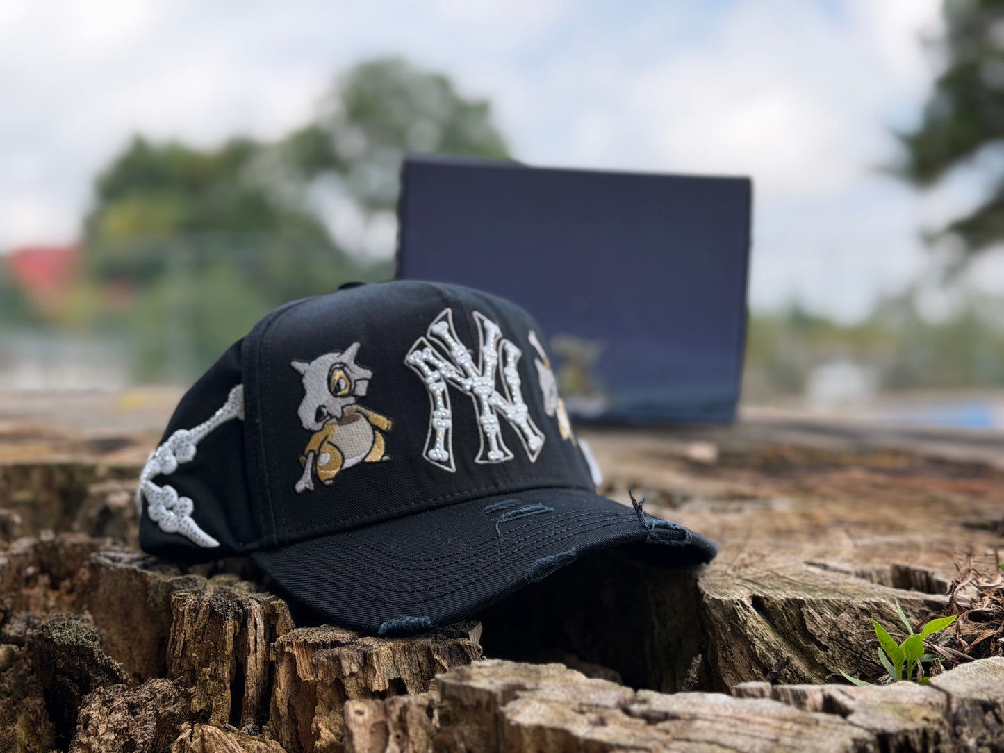 Reddy "NY Bones Crystal" (Black Glow in the dark)