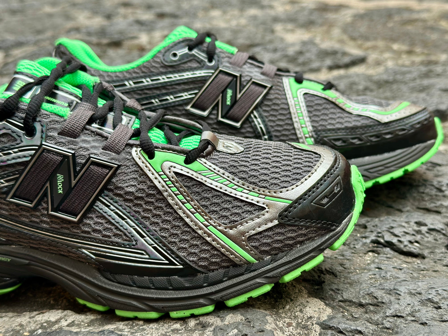 New Balance 1906r "Dark Lab Green"