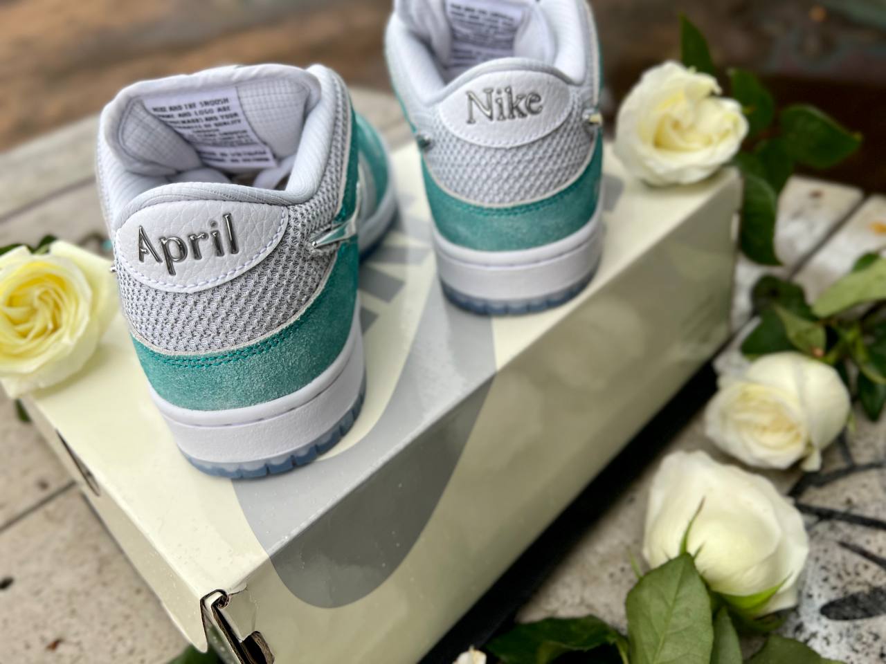 SB Dunk Low Pro x April Skateboards