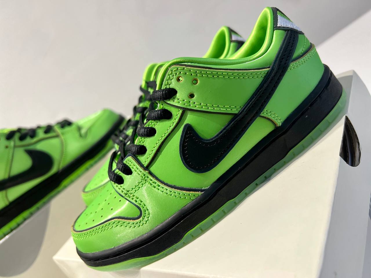 SB Dunk Low x The Powerpuff Girls "Buttercup" (Bellota)