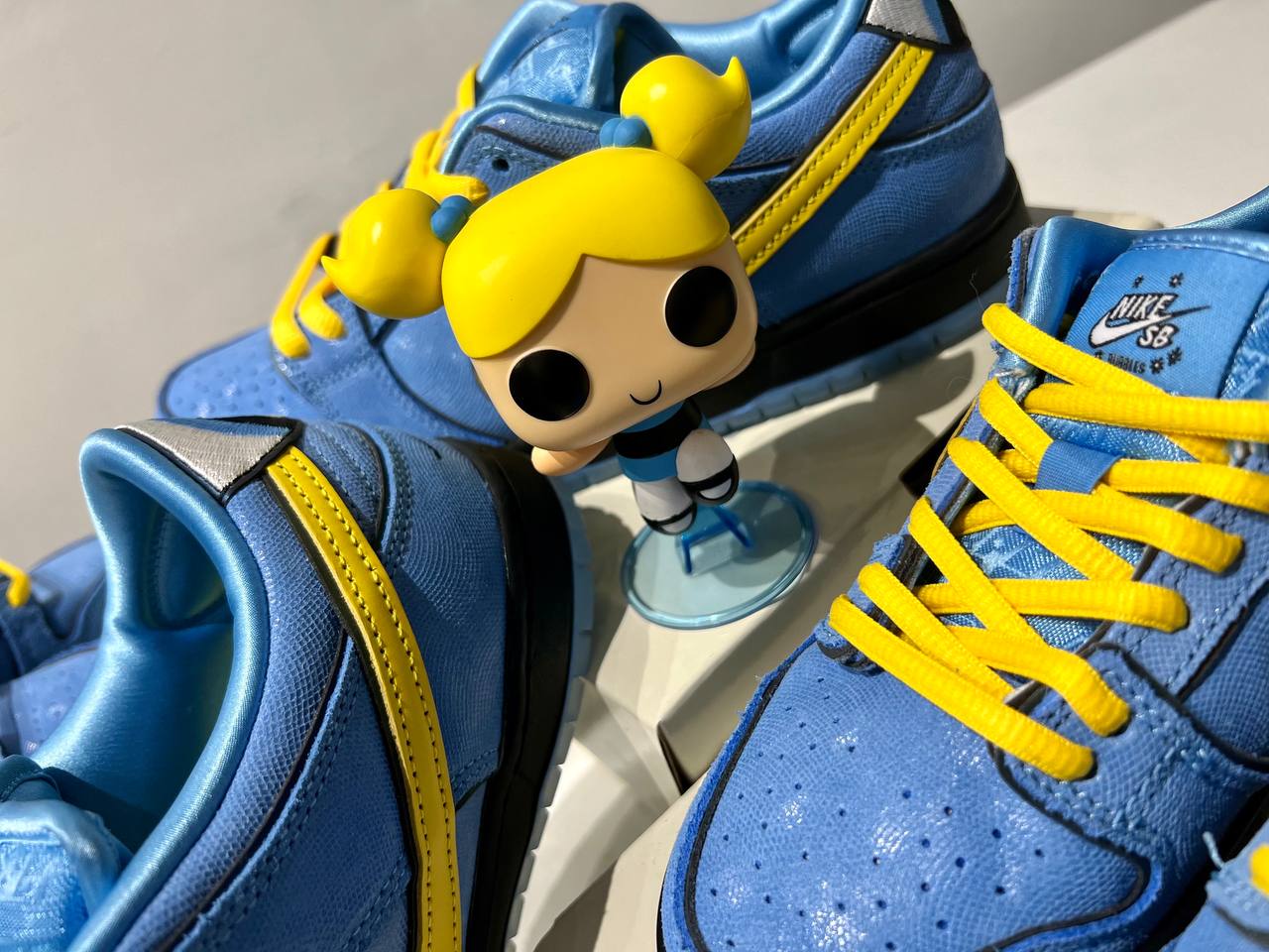 SB Dunk Low x The Powerpuff Girls "Bubbles" (Burbuja)