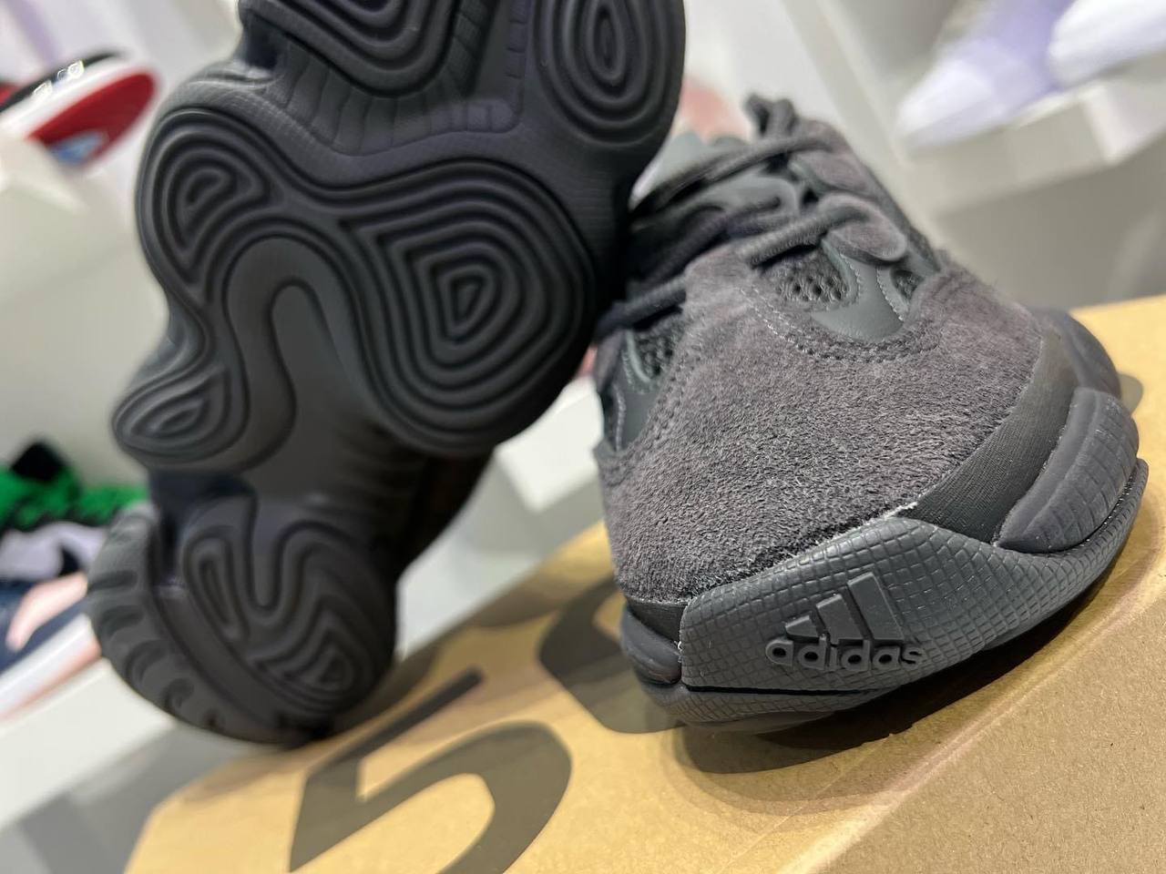 Yeezy 500 "Utility Black"