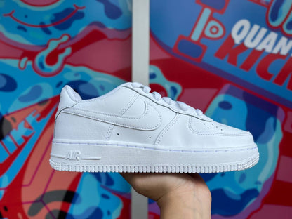 Air Force 1 "Triple White"