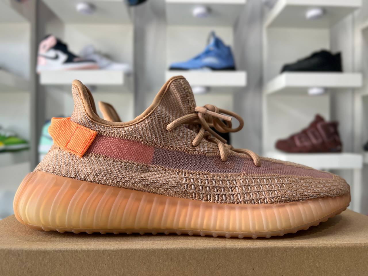 Yeezy Boost 350 v2 Clay