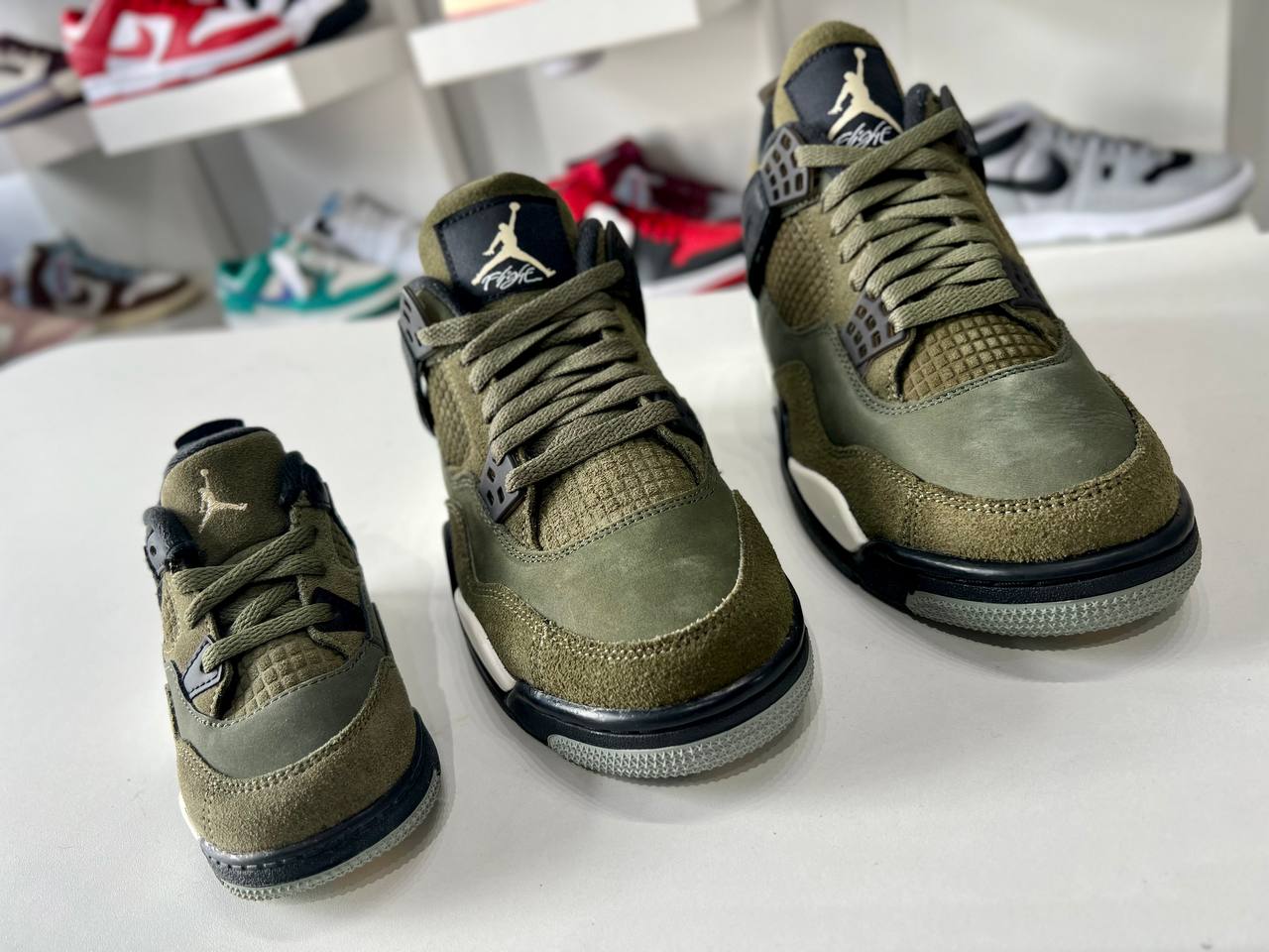 Air Jordan 4 Retro SE Craft "Medium Olive"