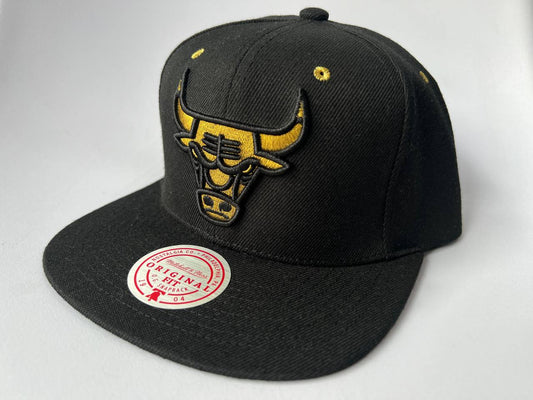 Chicago Bulls Snapback Cap (Black)