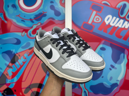 Dunk Low (W) “Light Smoke Grey”