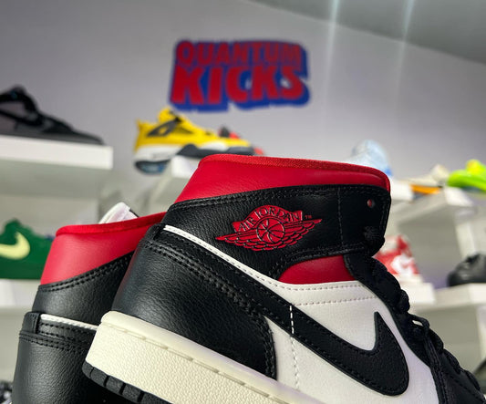 Air Jordan 1 Mid (W) “Red Panda”