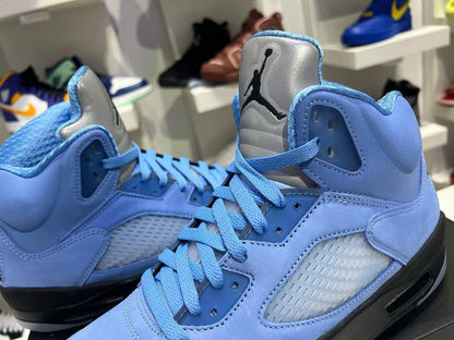 Air Jordan 5 Retro "UNC"